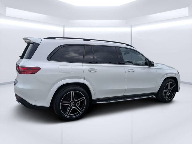 Used 2025 MANUFAKTUR Moonlight White Metallic Mercedes-Benz GLS 450 image 3