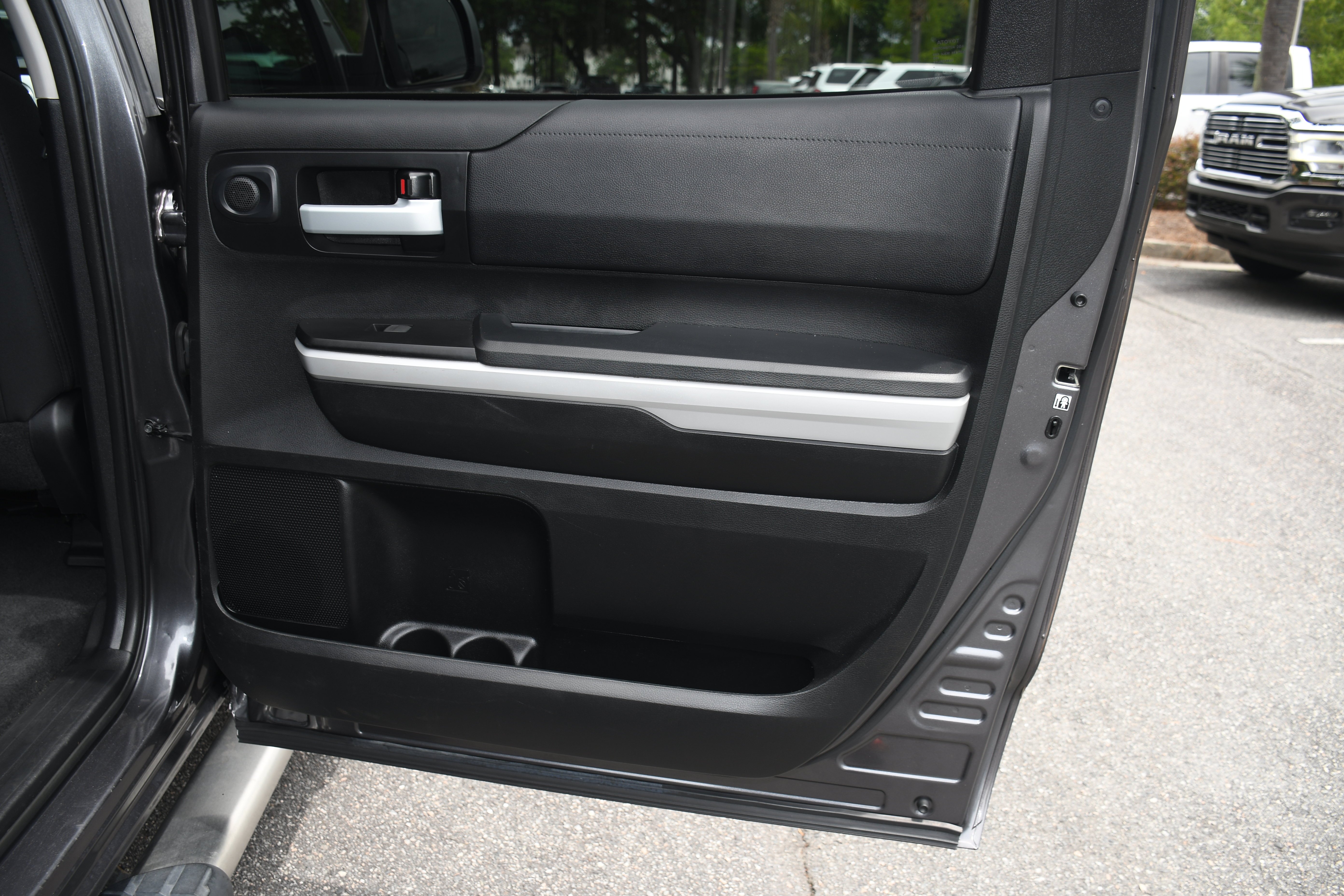 Used 2019 Gray Toyota SR5 image 18
