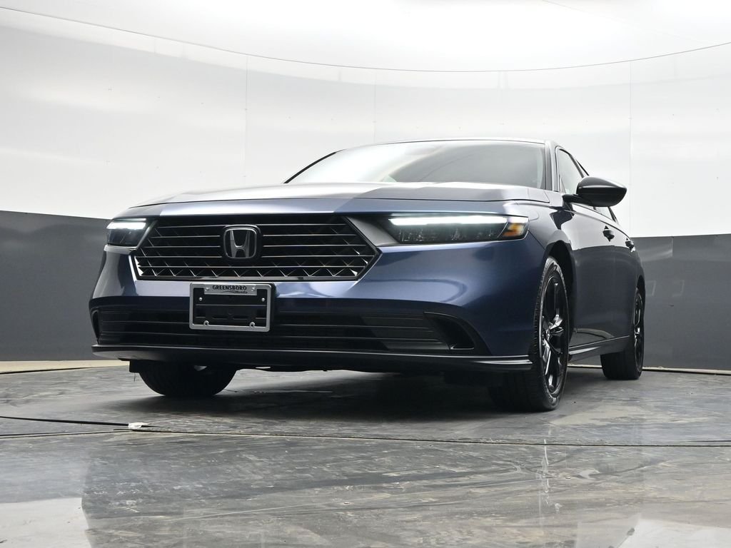 2025 Honda Accord SE - Photo 29