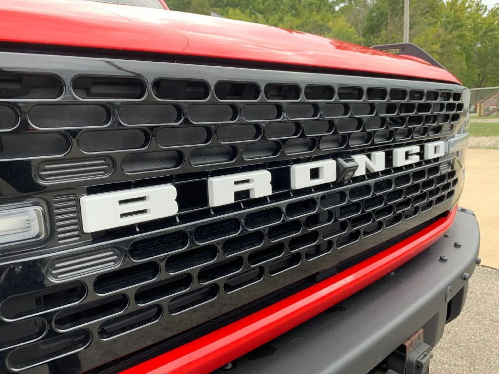 Used 2021 Red Ford Wildtrak image 39