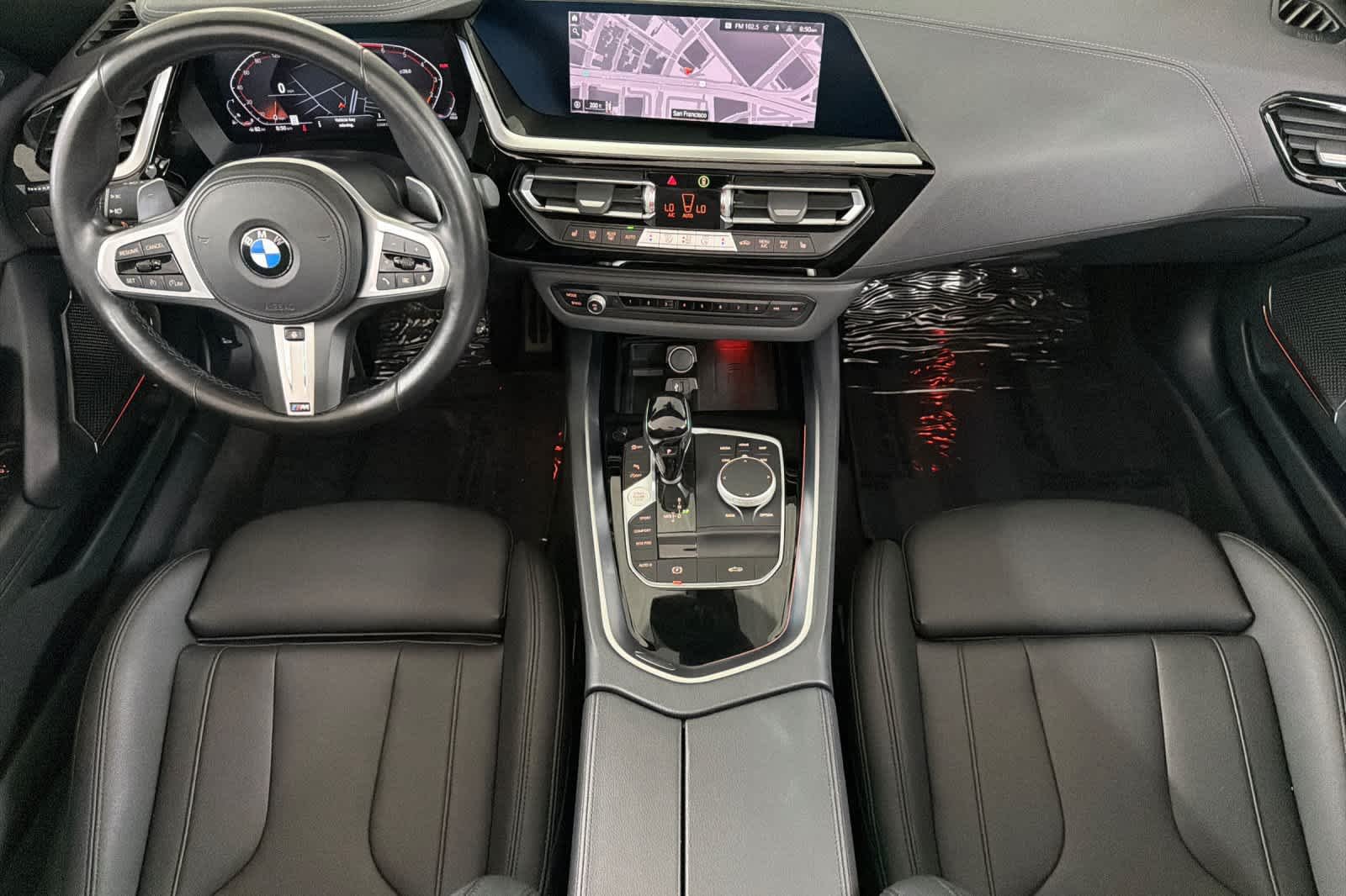 Used 2025 Purple BMW sDrive30i image 3