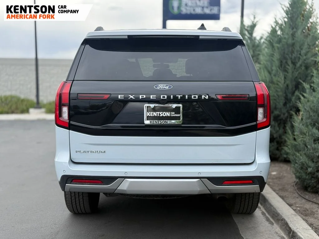 Used 2025 Silver Ford Platinum image 8