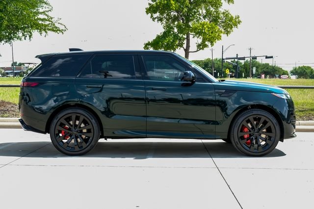 New 2026  Land Rover Dynamic SE image 7