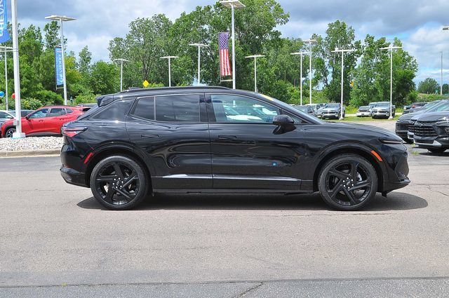 Used 2024 Chevrolet Equinox EV Launch Edition with VIN 3GN7DNRP2RS144419 for sale in Milan, MI