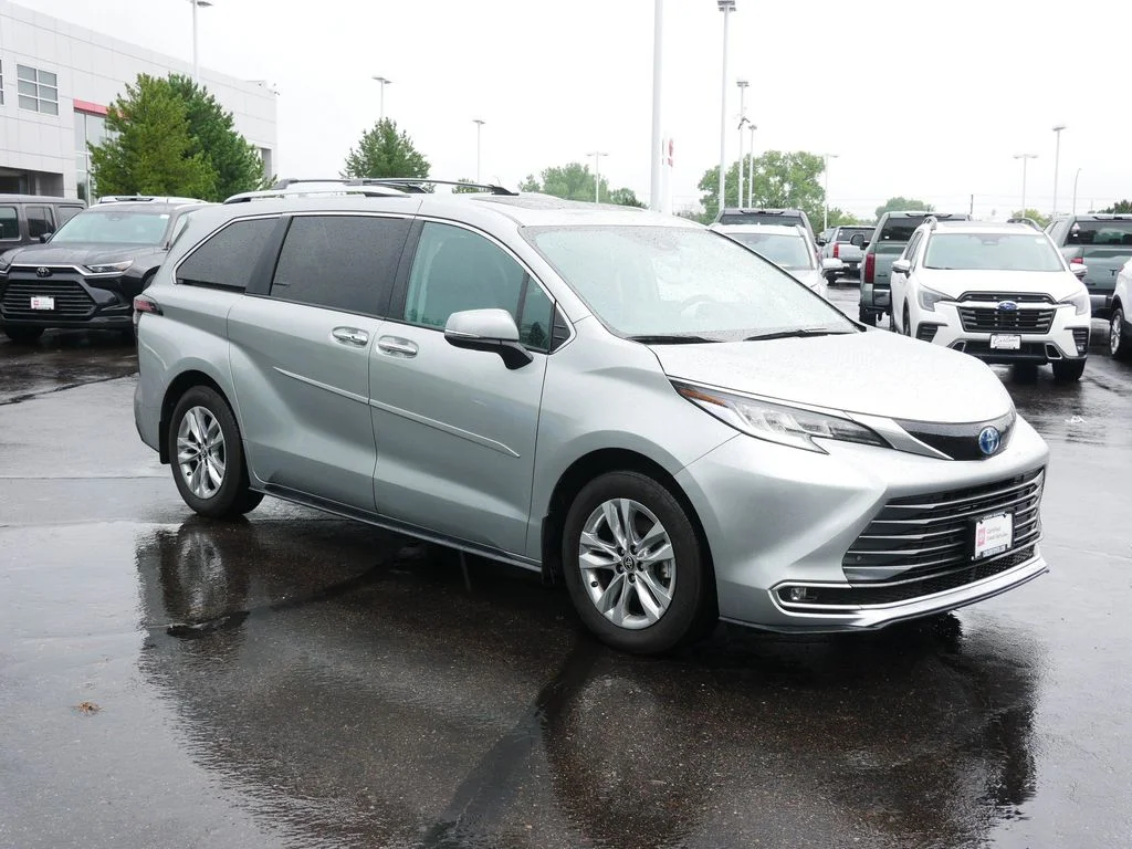 Certified 2024 Toyota Sienna Limited with VIN 5TDZSKFC2RS143296 for sale in Minneapolis, Minnesota