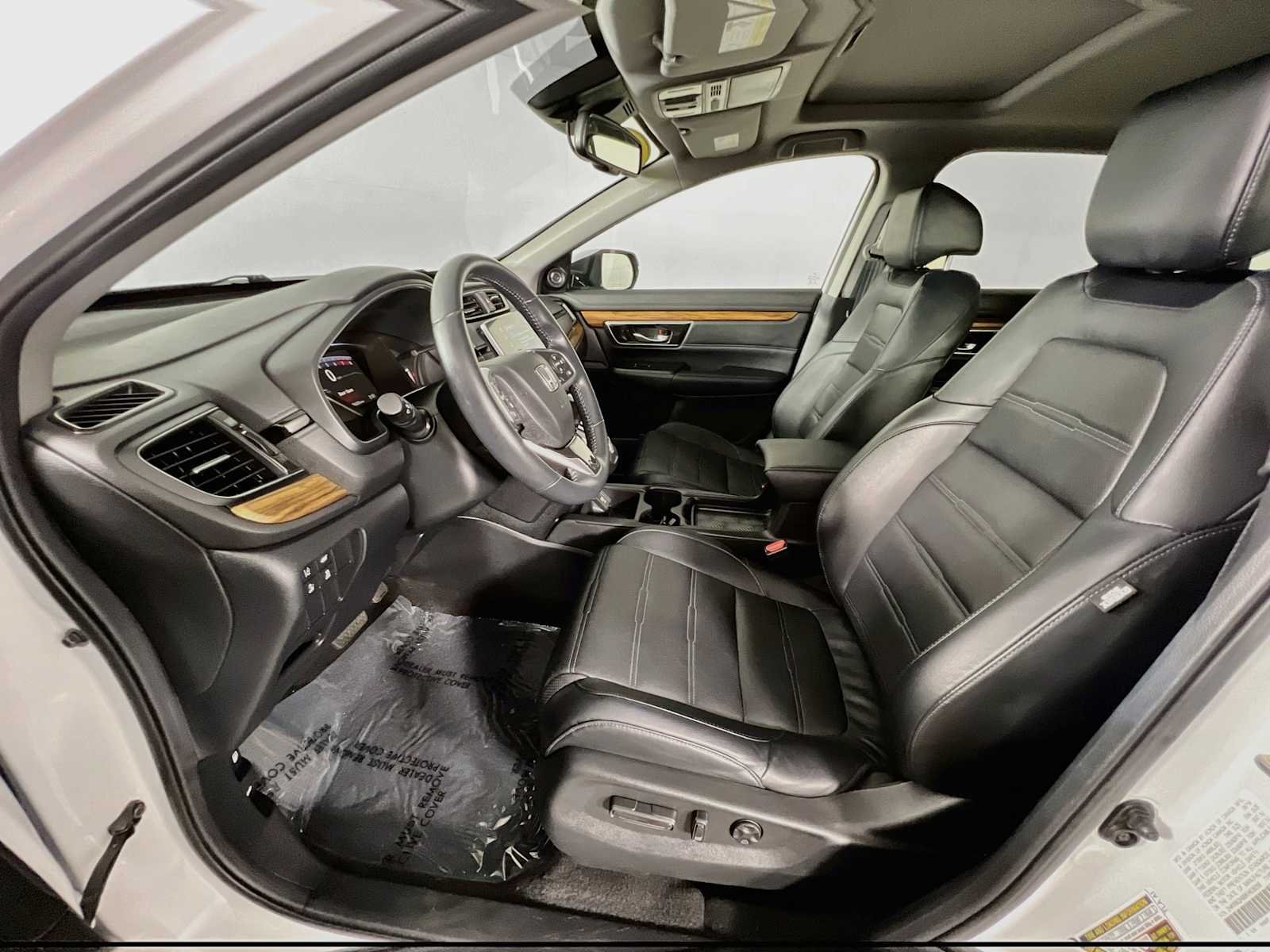 Used 2019 Platinum White Pearl Honda Touring image 22