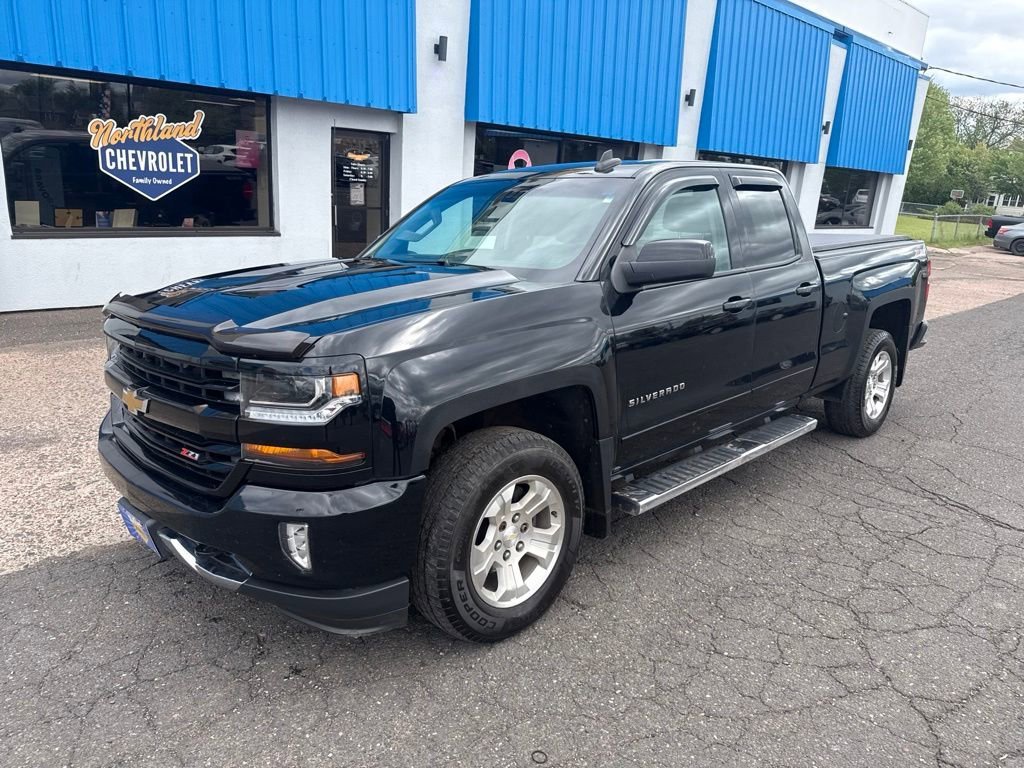 Used 2016 Chevrolet Silverado 1500 LT with VIN 1GCVKREC3GZ310141 for sale in Superior, WI