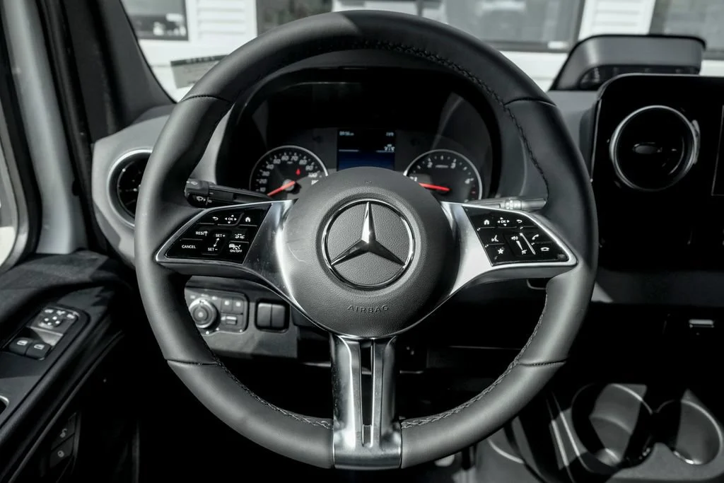 New 2026 Arctic White Mercedes-Benz Cargo 144 WB image 49