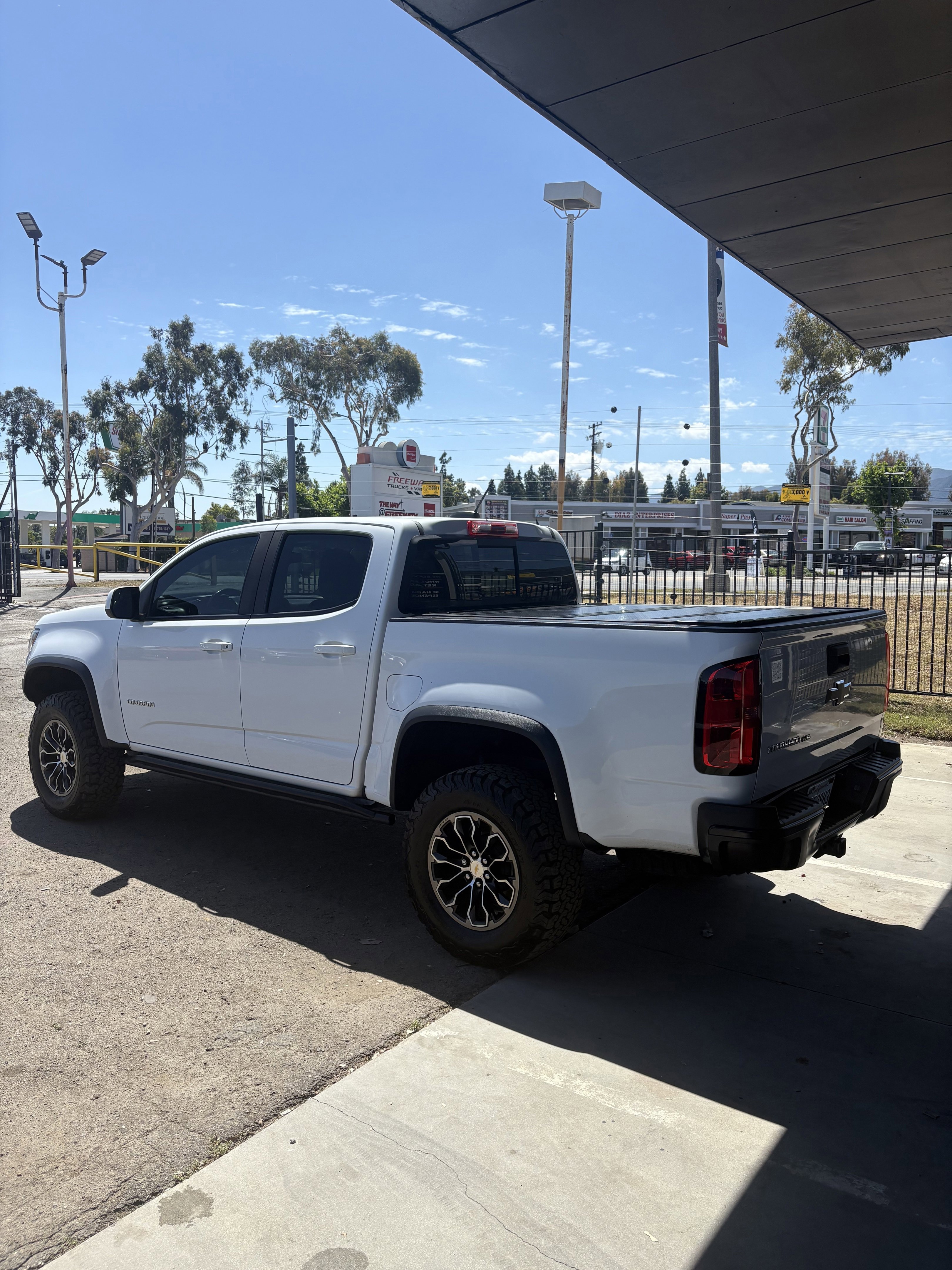 Used 2020 Summit White Chevrolet 4WD ZR2 image 7