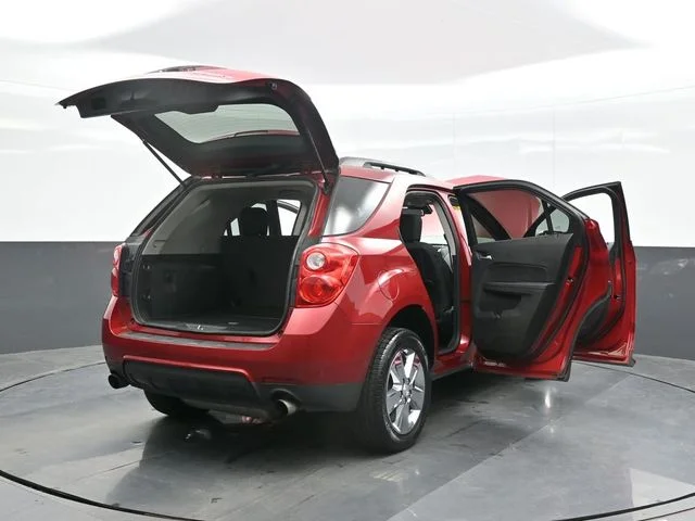 Used 2015 Red Chevrolet LT image 29