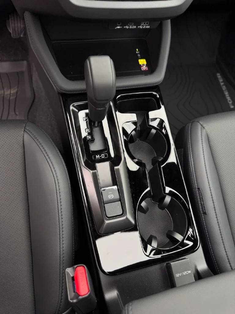 New 2026 CRYSTAL BLACK SILICA Subaru Limited Hybrid image 21