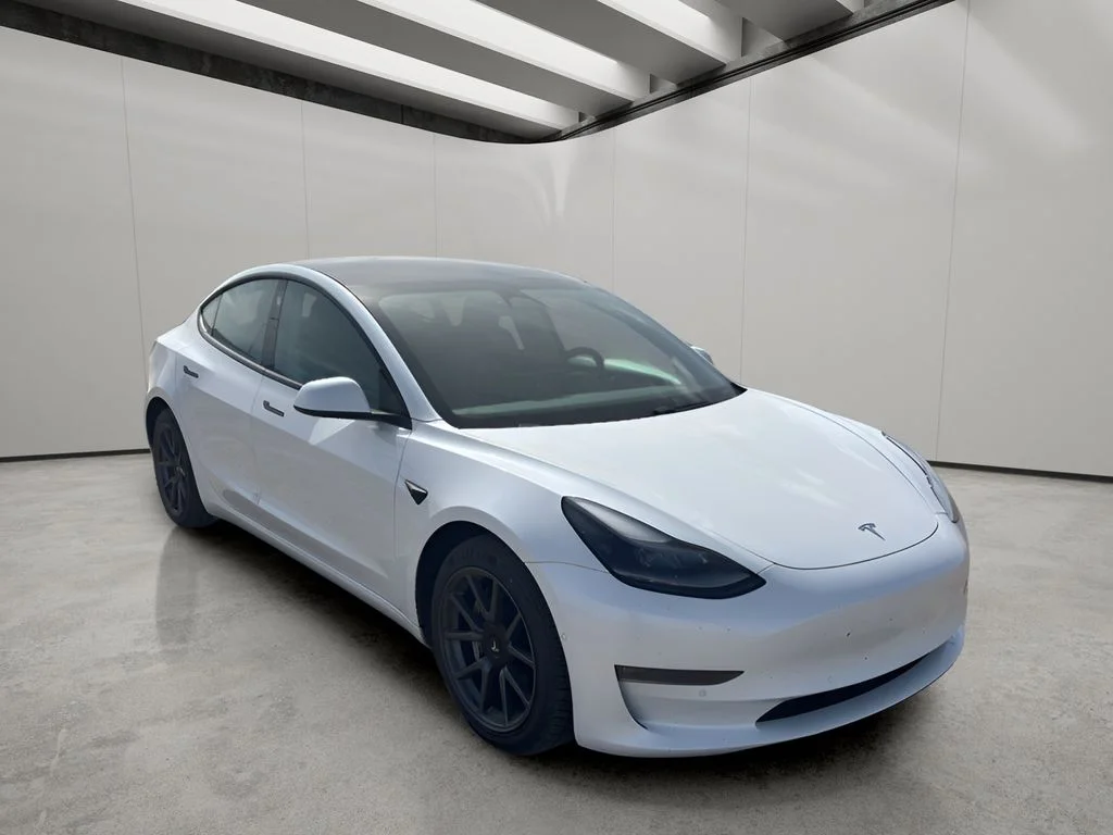 Used 2021 Pearl White Multi-Coat Tesla Long Range image 7