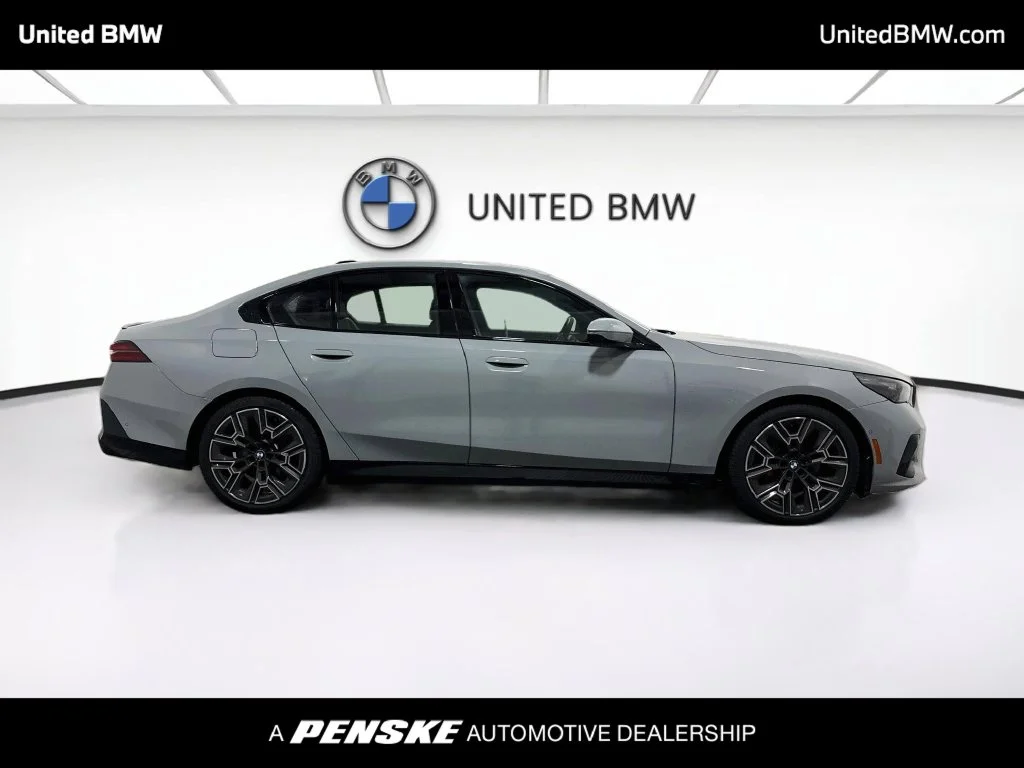 Certified Used 2027 Brooklyn Grey Metallic BMW 540i xDrive image 4