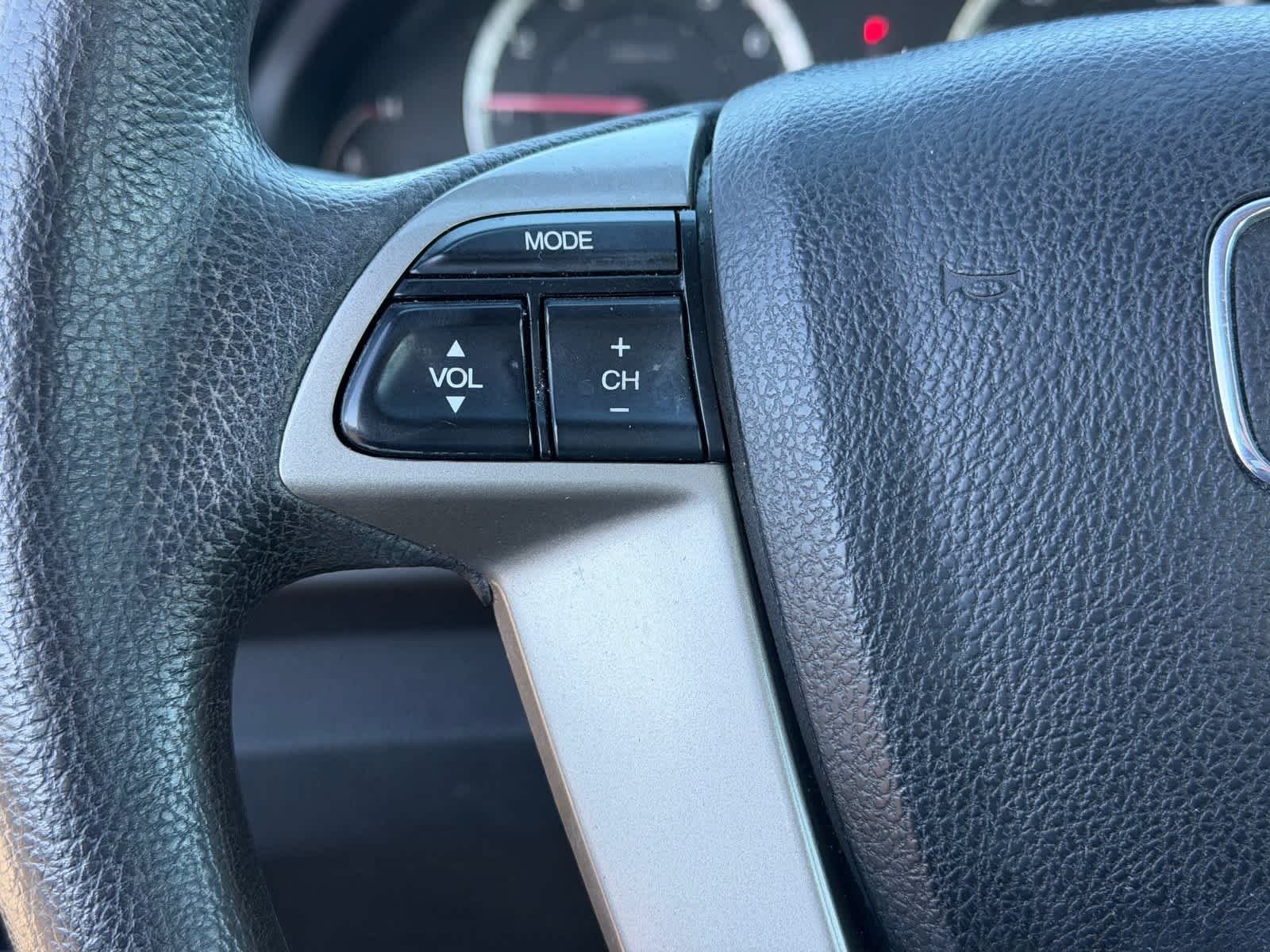 Used 2010 Gray Honda LX image 10
