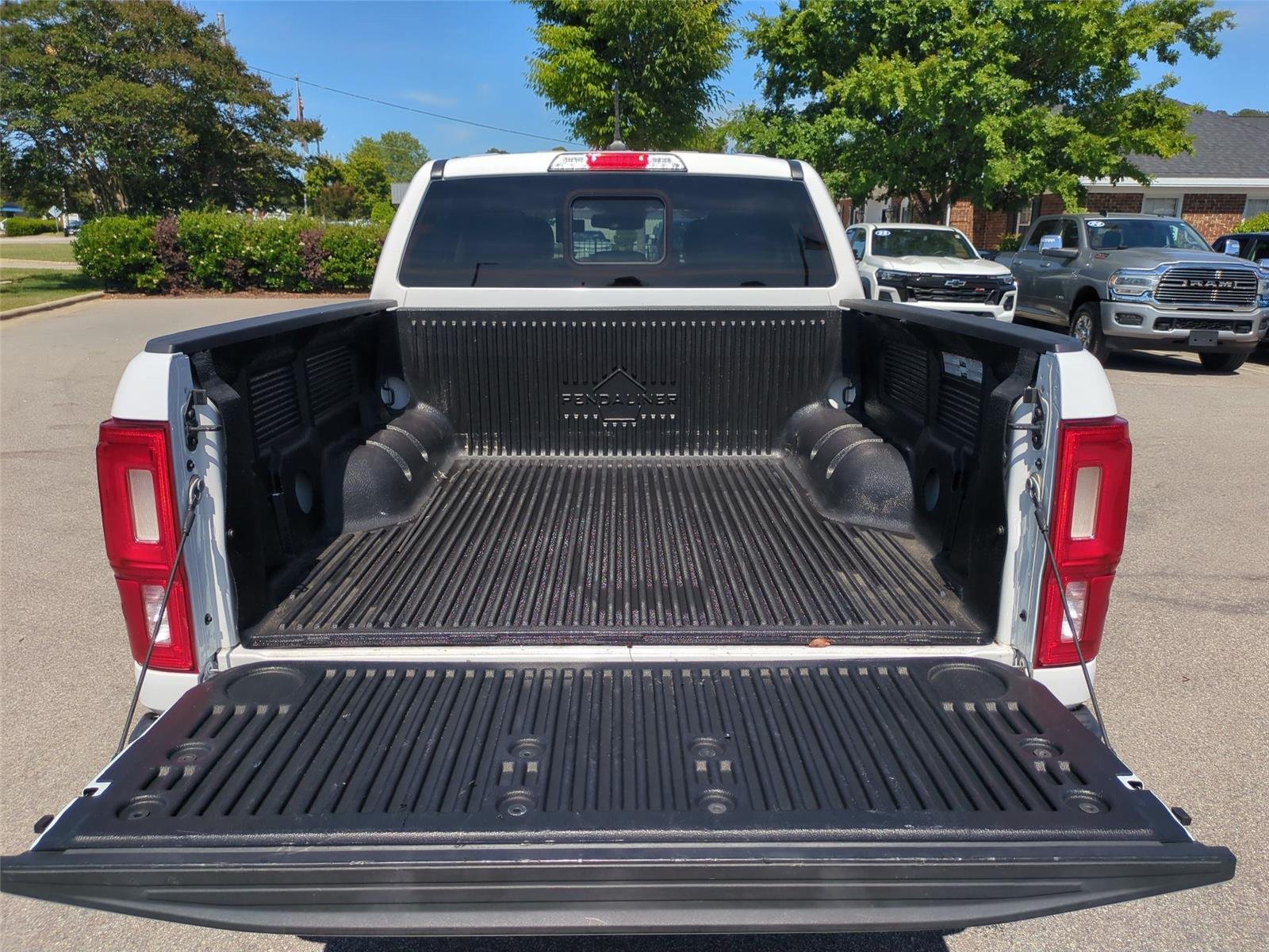 Used 2020 Iconic Silver Ford LARIAT image 35