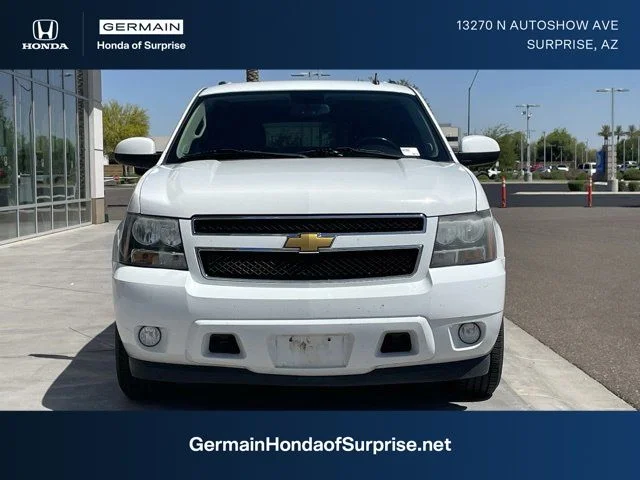 2013 Chevrolet Suburban 2WD 1500 LT's photo