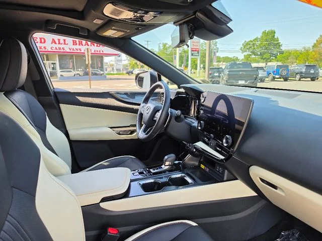 Used 2024 Green Lexus 350 Premium image 11