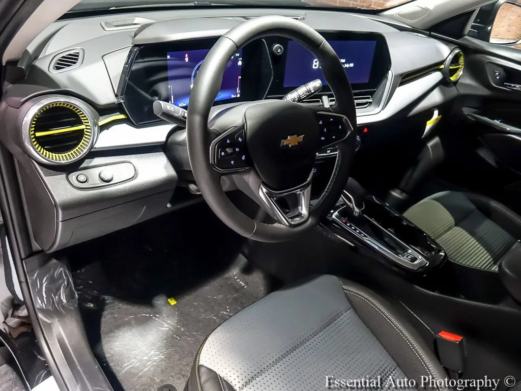 2026 Chevrolet Trax LT - Photo 11
