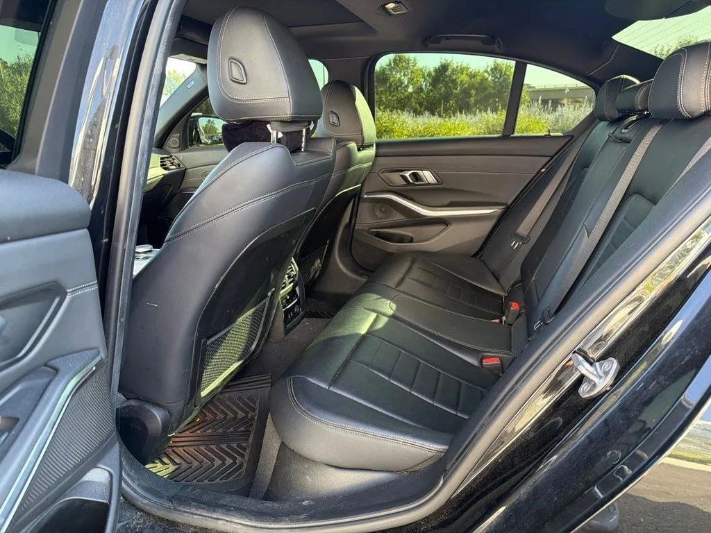 Used 2019 Black Sapphire Metallic BMW 330i xDrive image 11