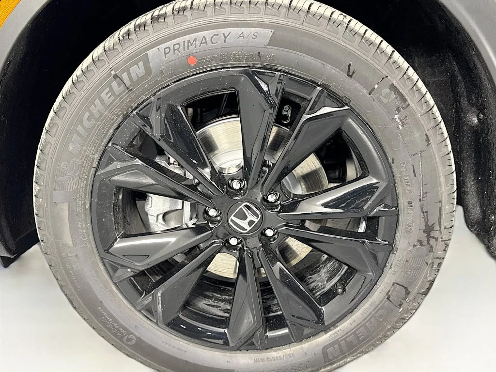 New 2027 Meteorite Gray Honda Sport Touring image 13