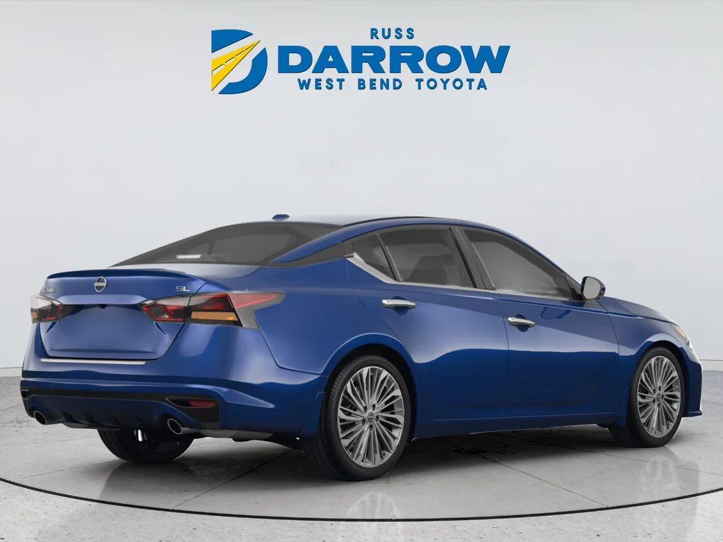 Used 2024 Blue Nissan 2.5 SR image 3