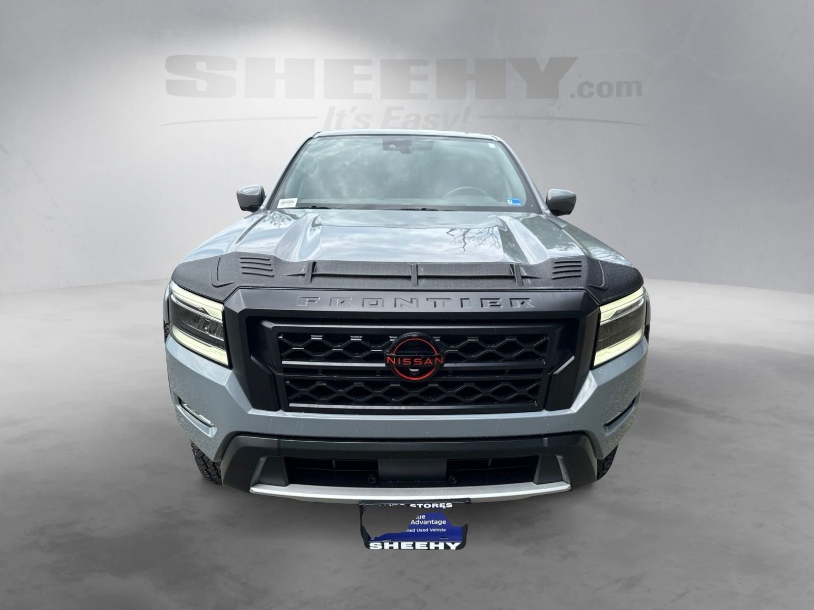 Used 2024 Gray Nissan PRO-4X image 46