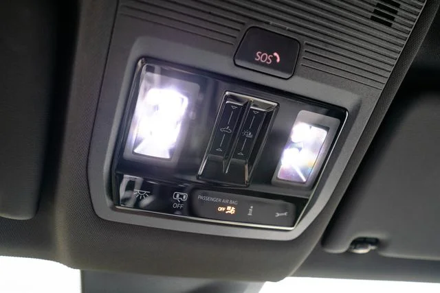 New 2026 Black Volkswagen 2.0T SE w/Technology image 29