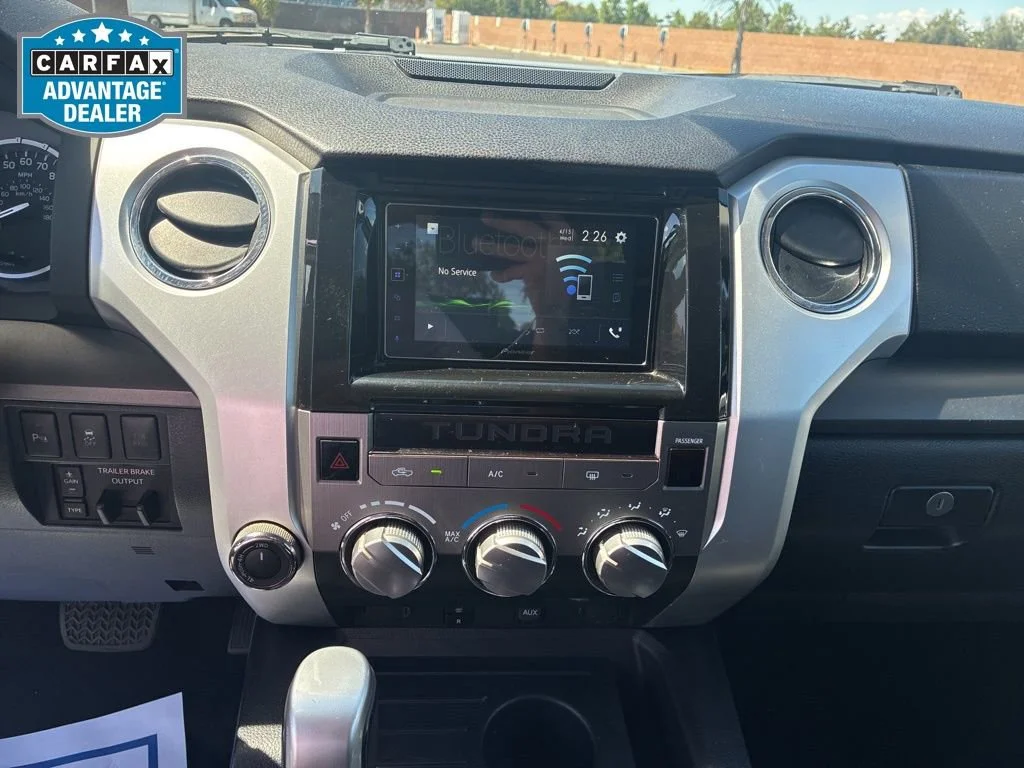 Used 2017 Silver Sky Meta Toyota SR5 image 11