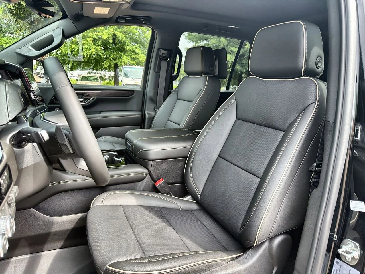 New 2026 Onyx Black GMC Elevation image 16