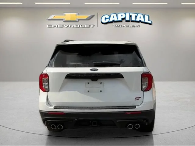 Used 2023 White Ford ST image 4