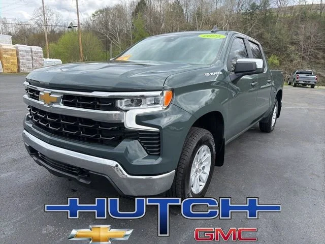Used 2025 Cypress Gray Chevrolet LT image 1