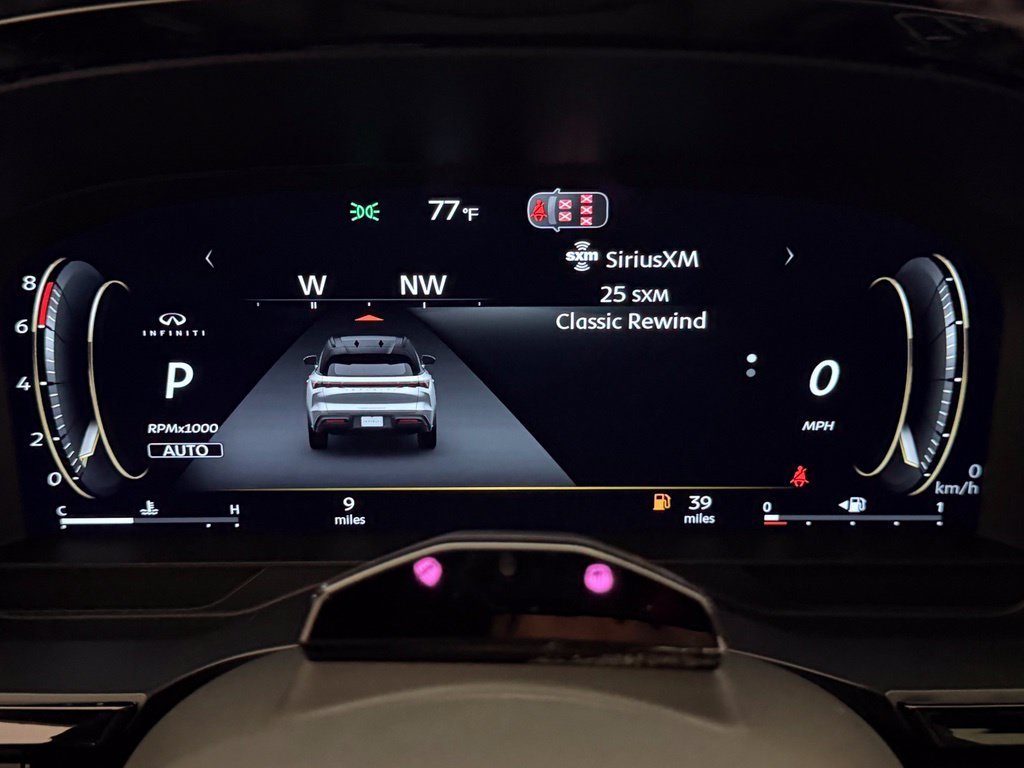 New 2027 2T RAD WHT INFINITI Autograph AWD image 43