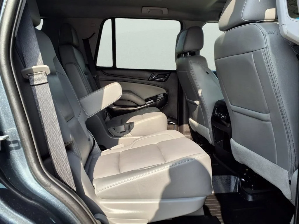 Used 2020 SHADOW GRAY METALLIC Chevrolet LT image 16