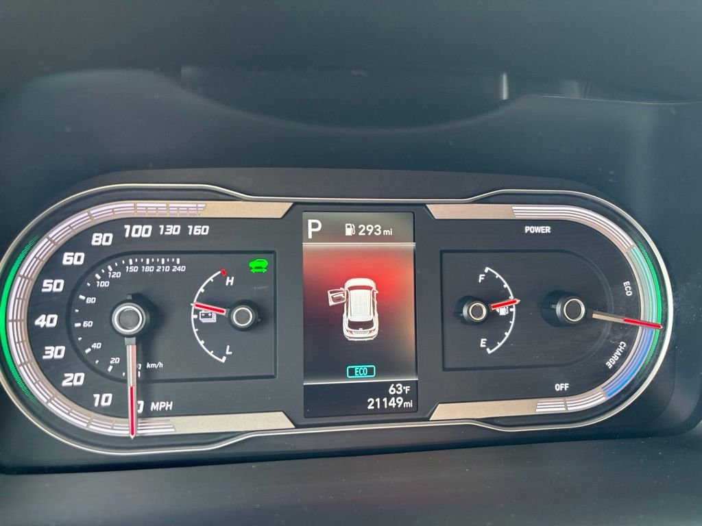 Used 2024 White Hyundai Blue image 16