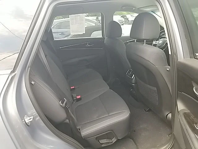 Used 2019 Silver Kia LX image 24