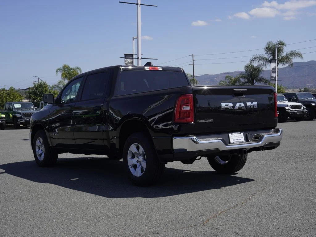 New 2026 Diamond Black Crystal Pearl-Coat Exterior Paint RAM Big Horn/Lone Star image 6