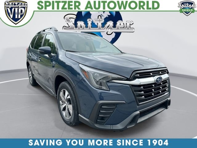 2023 Subaru Ascent Premium 8 Passenger's photo