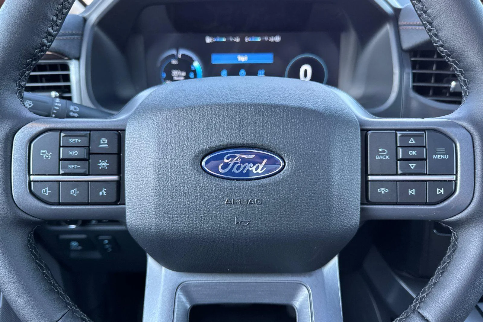 2025 Ford F-150 Lightning Lariat - Photo 26