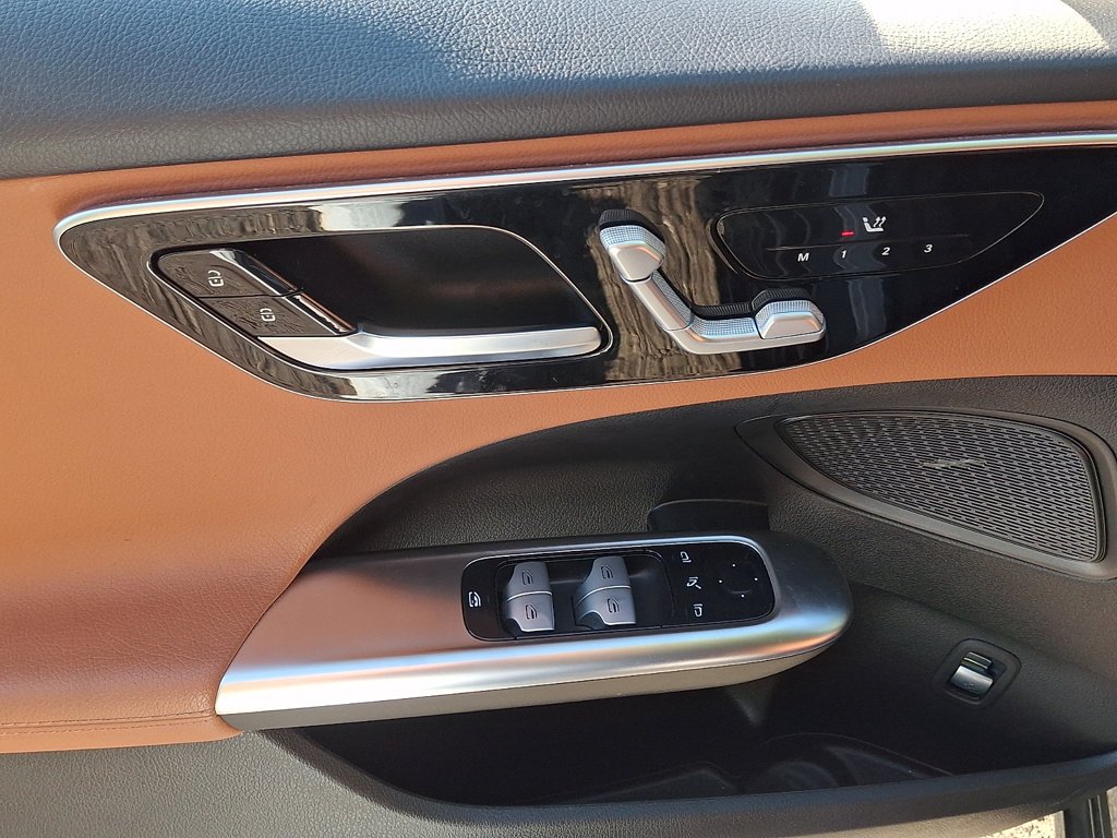Certified Used 2023  Mercedes-Benz C 300 image 12