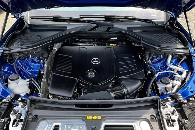 Used 2026 Blue Mercedes-Benz GLC 300 image 26