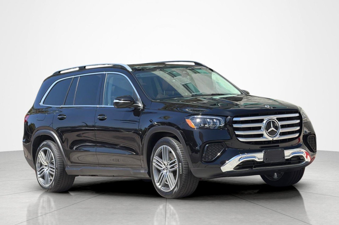 Used 2026 OBSIDIAN BLACK METAL Mercedes-Benz GLS 450 image 7