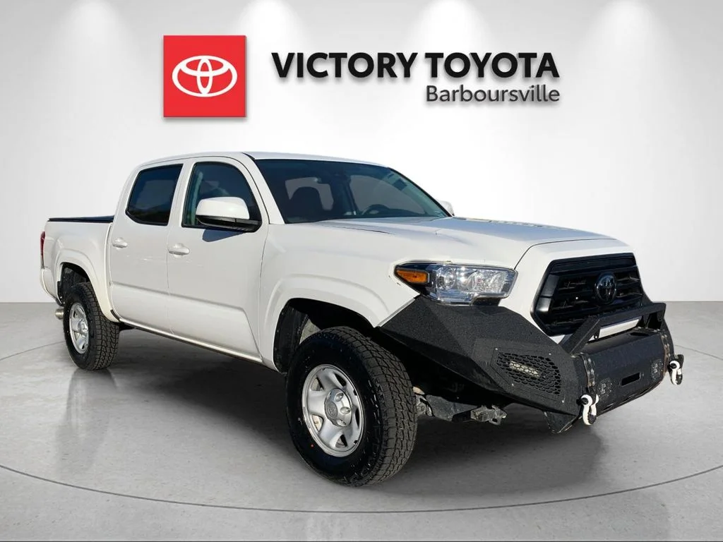Used 2023 White Toyota SR image 5