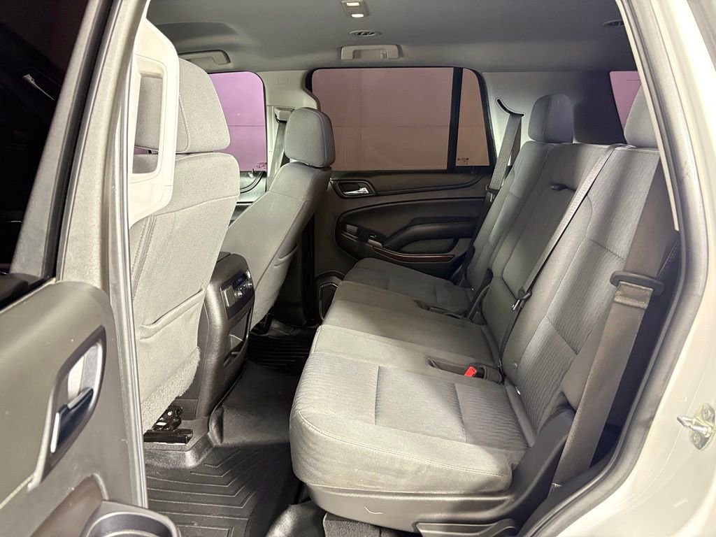 Used 2019 White GMC SLE image 41