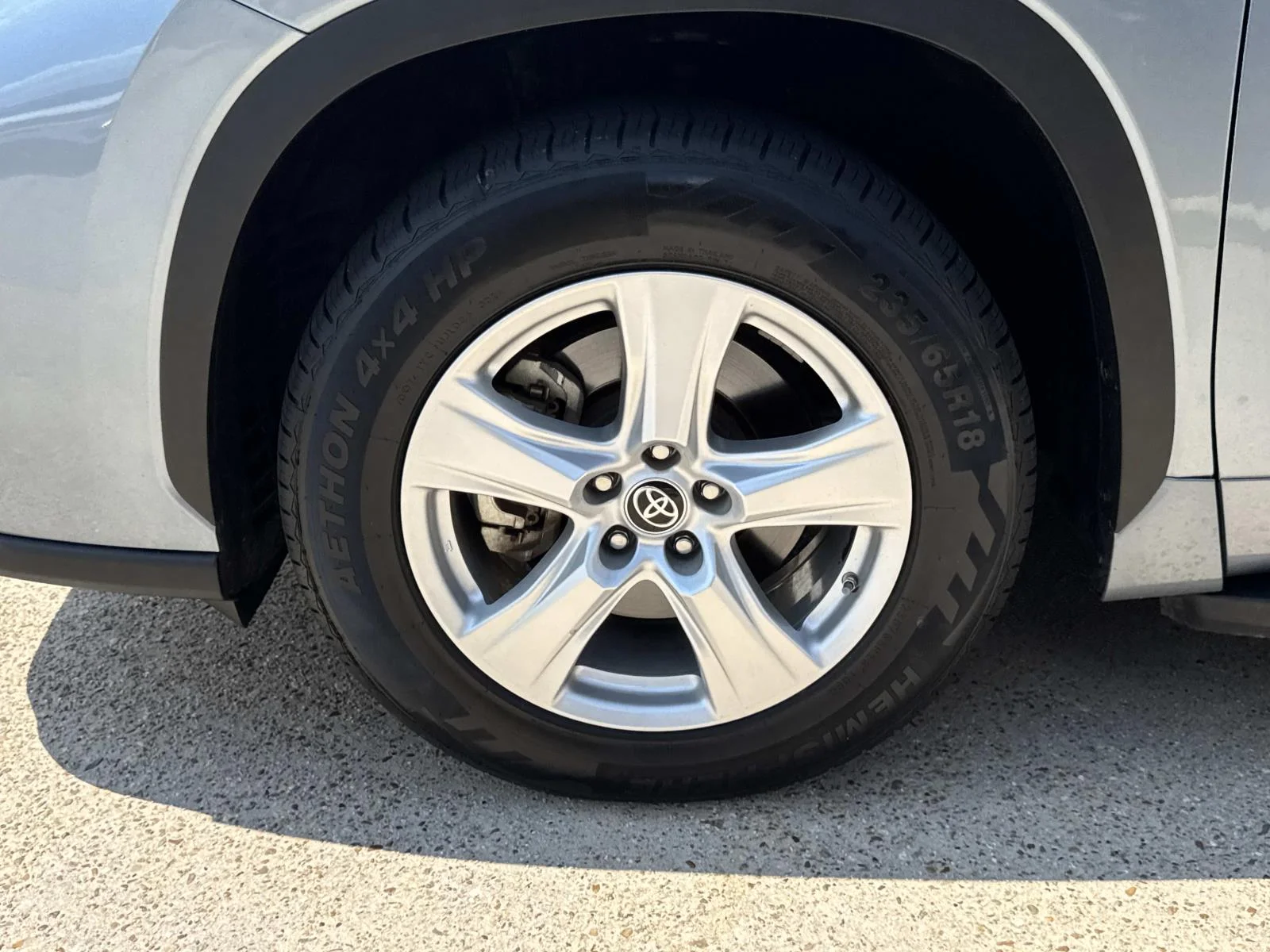 Used 2021 Moon Dust Toyota L image 4