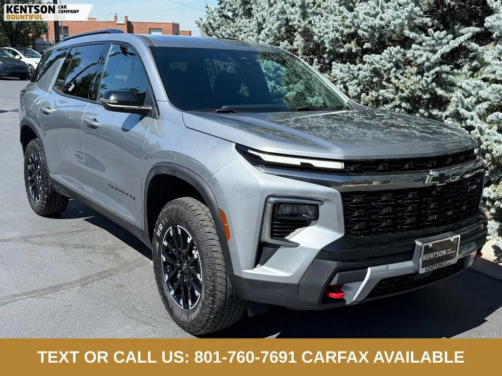 Used 2025 Gray Chevrolet Z71 image 12