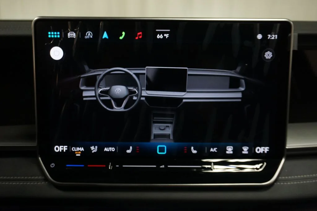 New 2026 Deep Black Volkswagen 2.0T SE image 22