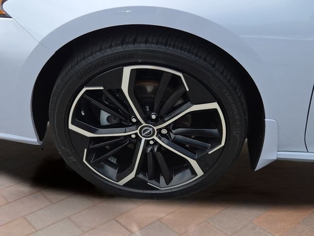 Used 2024 Gray Nissan 2.5 SR image 22