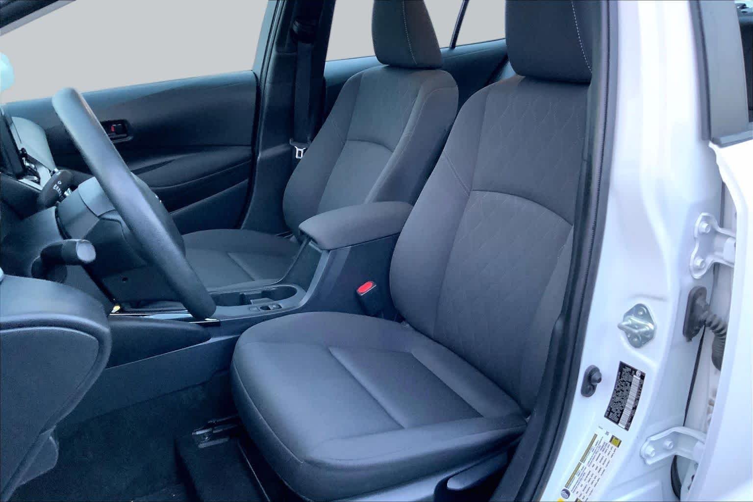 Used 2024 Ice Cap Toyota LE image 7