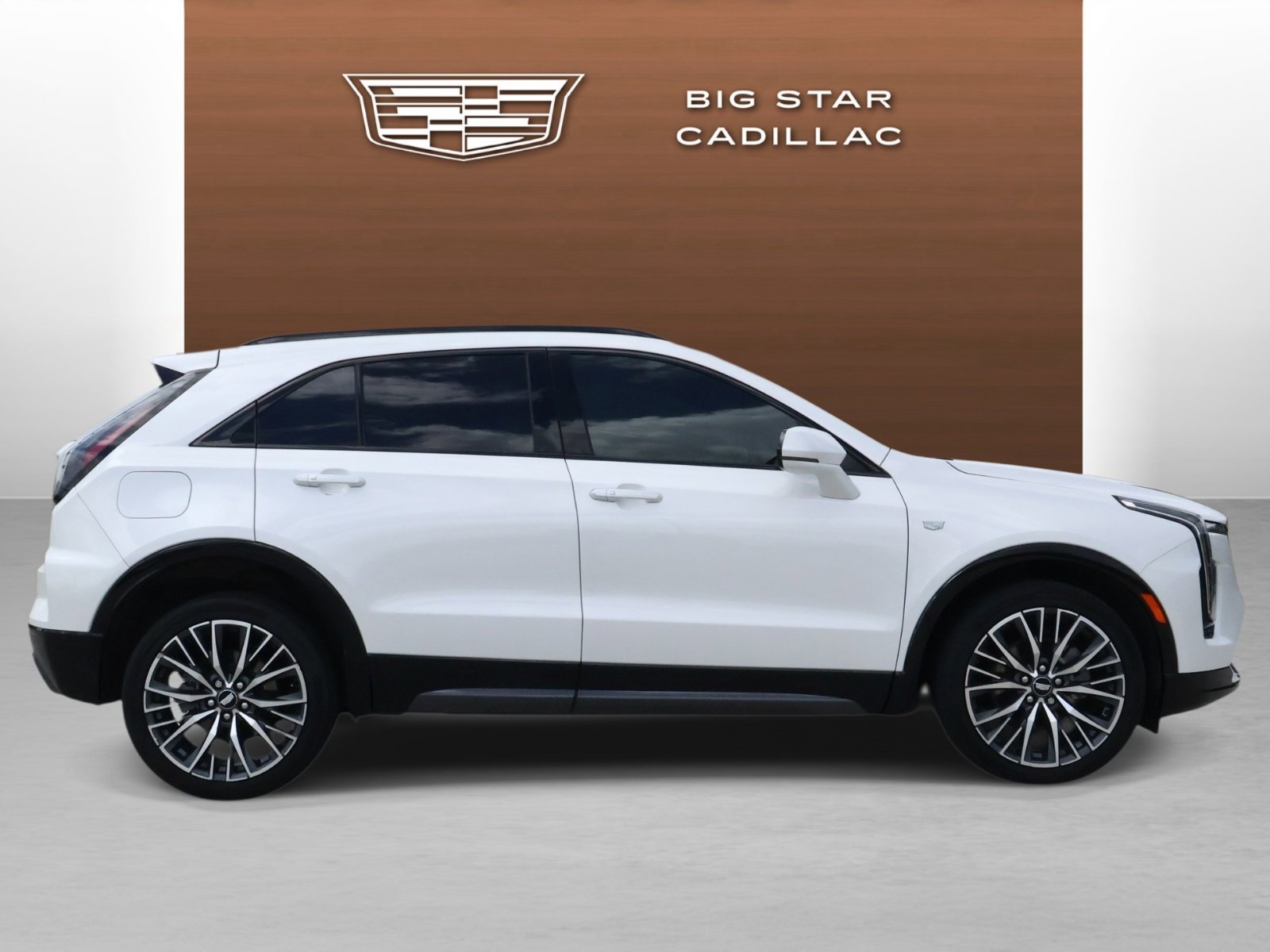 Used 2024 Crystal White Tricoat Cadillac Sport image 5