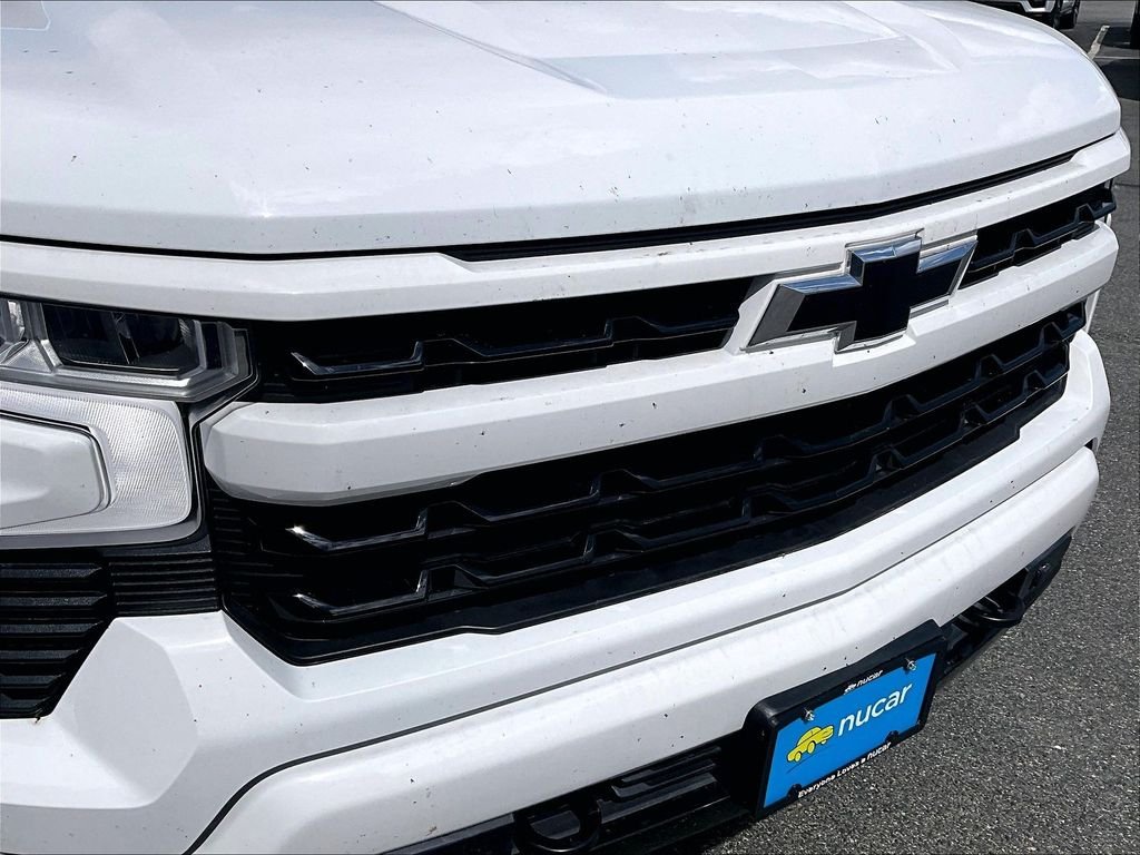 Used 2023 Summit White Chevrolet RST image 30